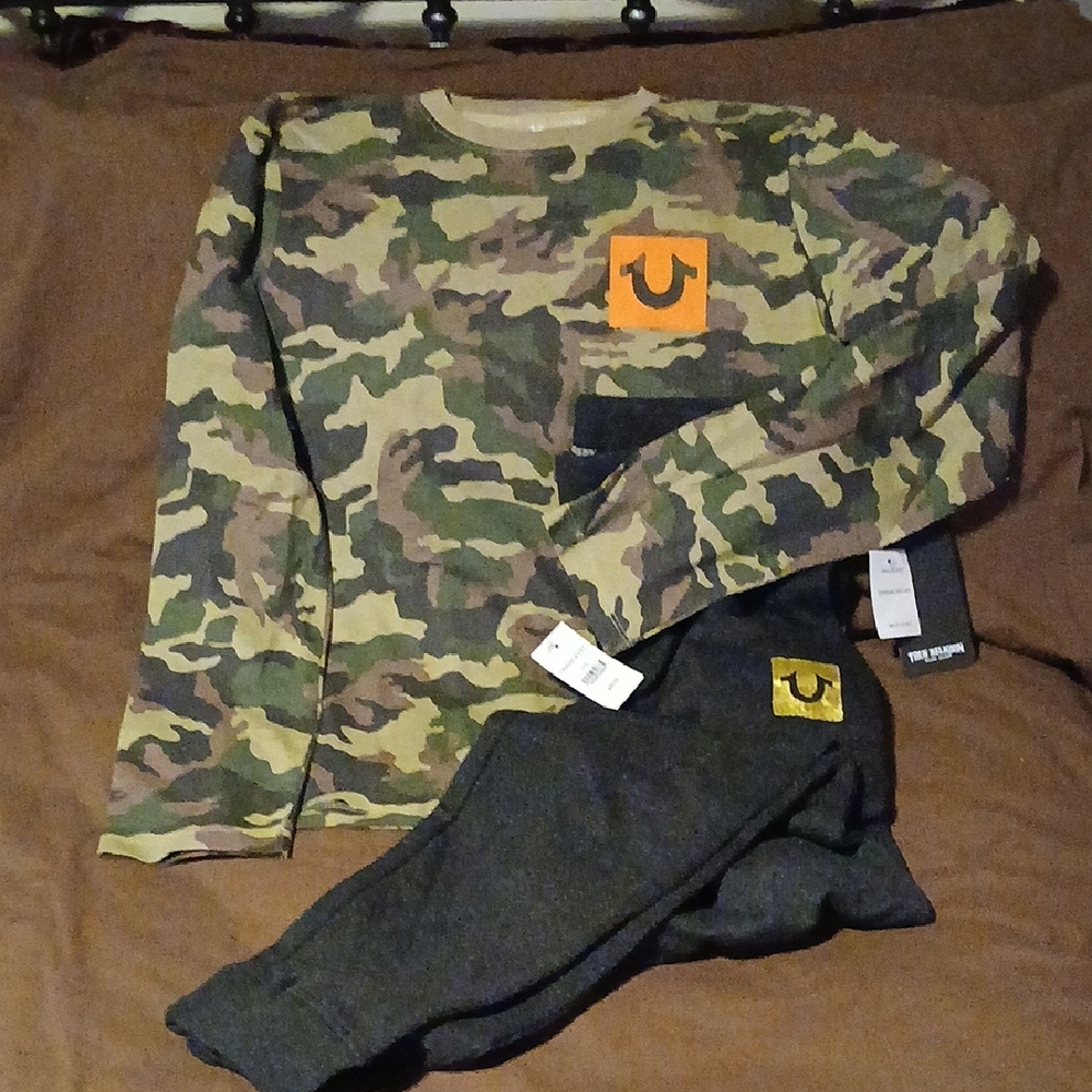 True Religion Set